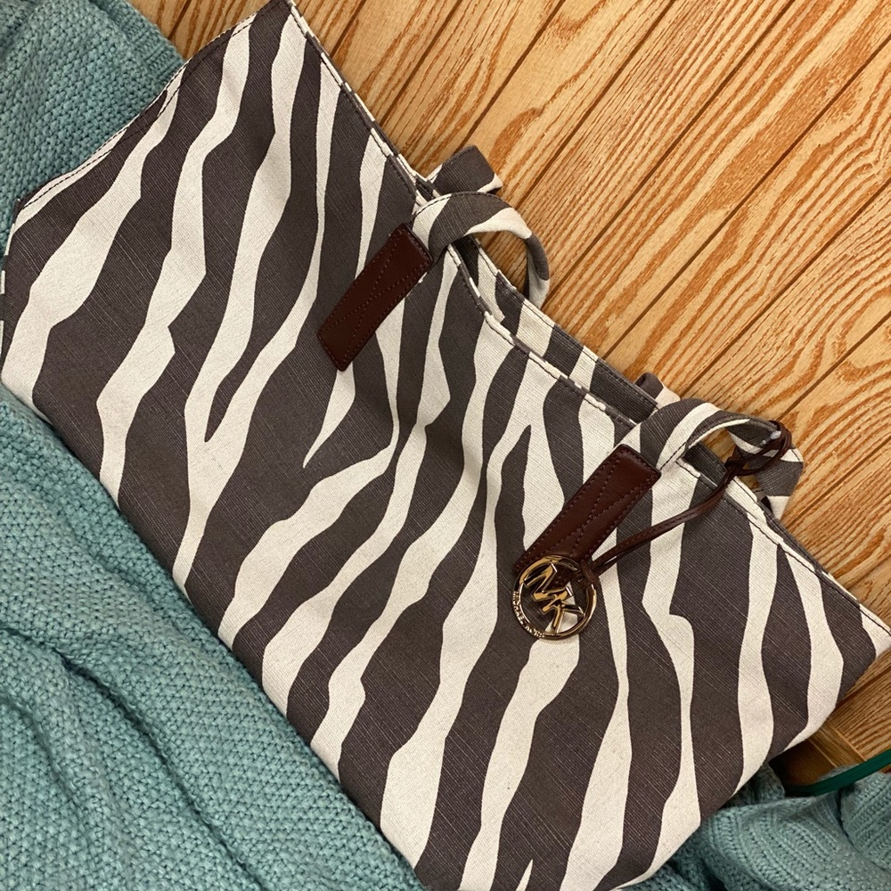 Michael Kors Zebra XL Tote